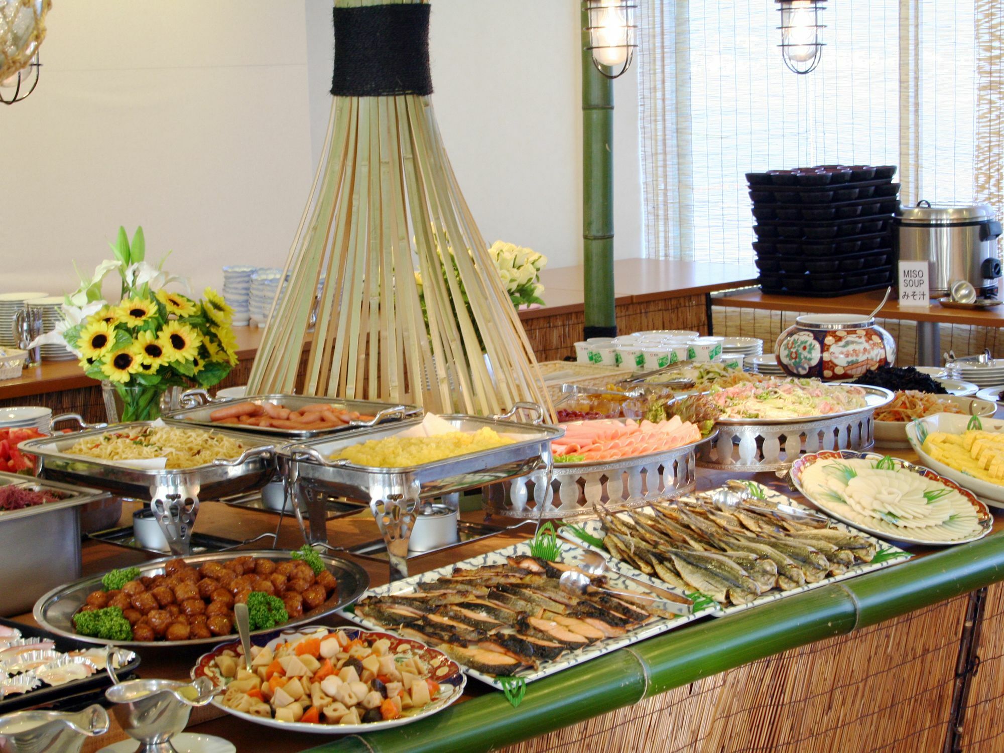Suwa Lakeside Hotel Esterno foto