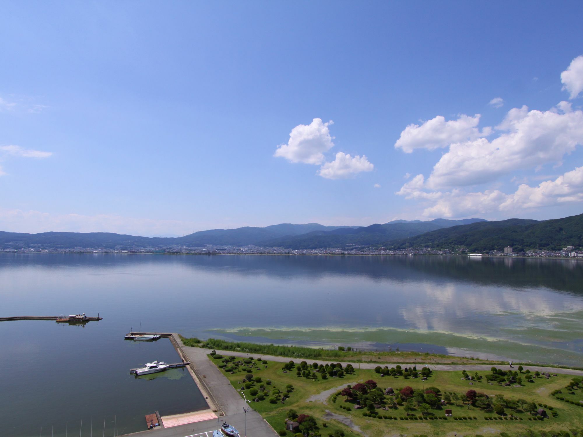 Suwa Lakeside Hotel Esterno foto